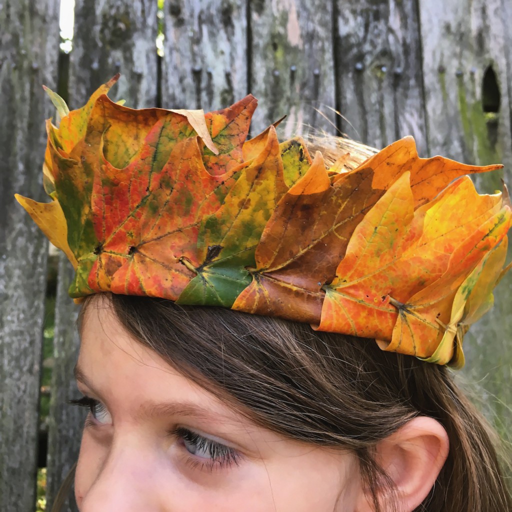 how to make a leaf crown 12